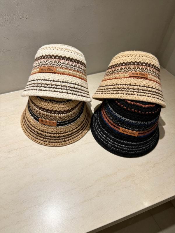 Miumiu hat dx69
